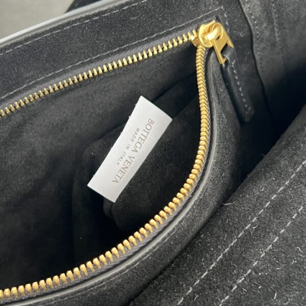 BOTTEGA VENETA Ciao Ciao