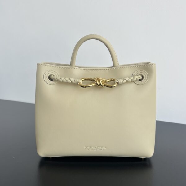 BOTTEGA VENETA Andiamo