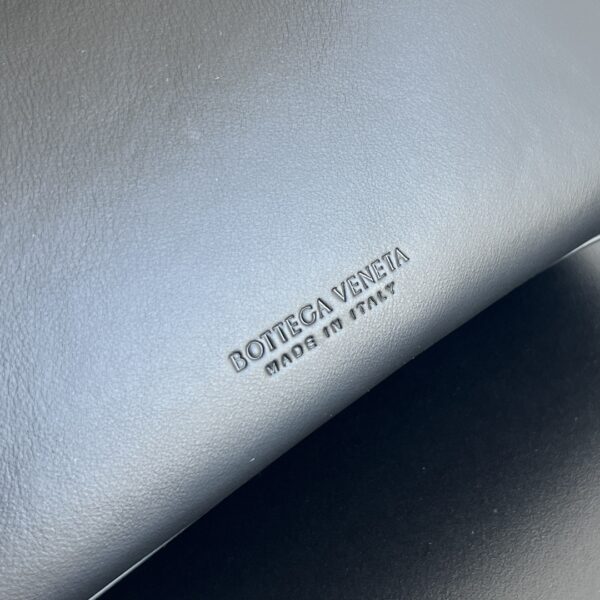 BOTTEGA VENETA Andiamo
