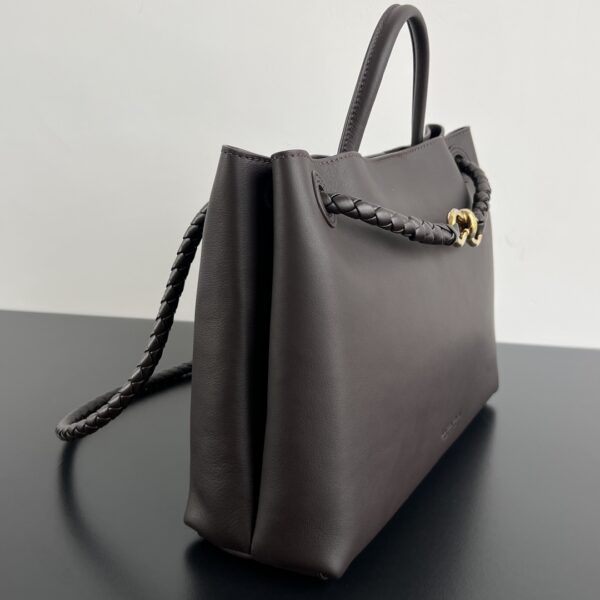 BOTTEGA VENETA Andiamo Medium