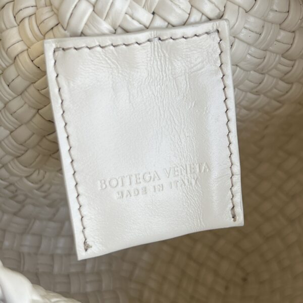 BOTTEGA VENETA Small Tosca