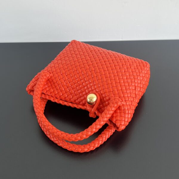 BOTTEGA VENETA Small Tosca