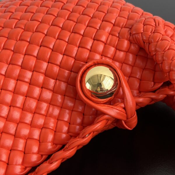BOTTEGA VENETA Small Tosca