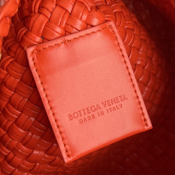 BOTTEGA VENETA Small Tosca