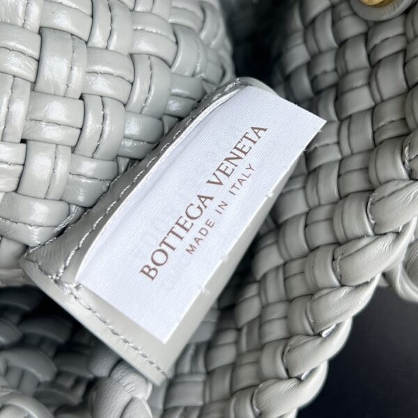 BOTTEGA VENETA Small Tosca