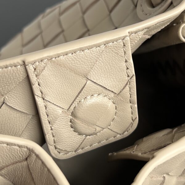 BOTTEGA VENETA Small Parachute