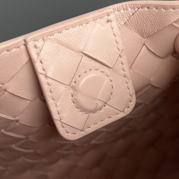 BOTTEGA VENETA Small Parachute