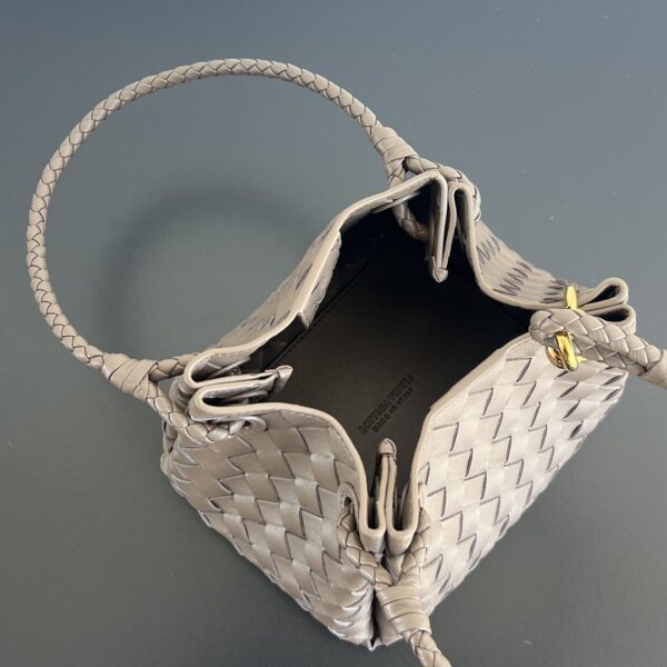 BOTTEGA VENETA Small Parachute
