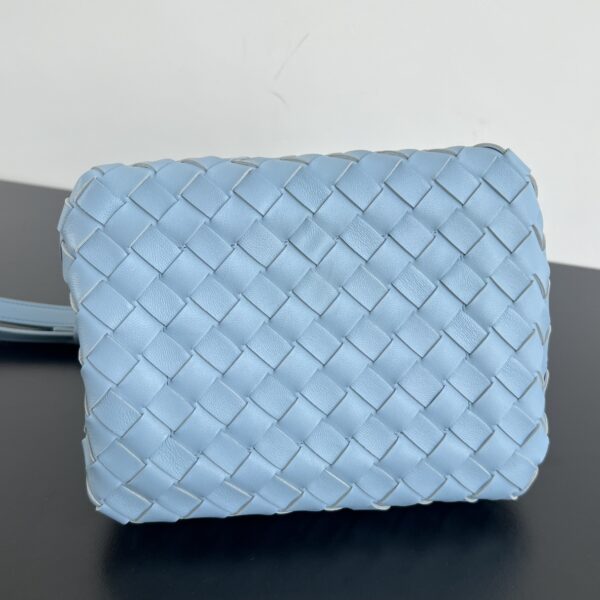 BOTTEGA VENETA Small Parachute