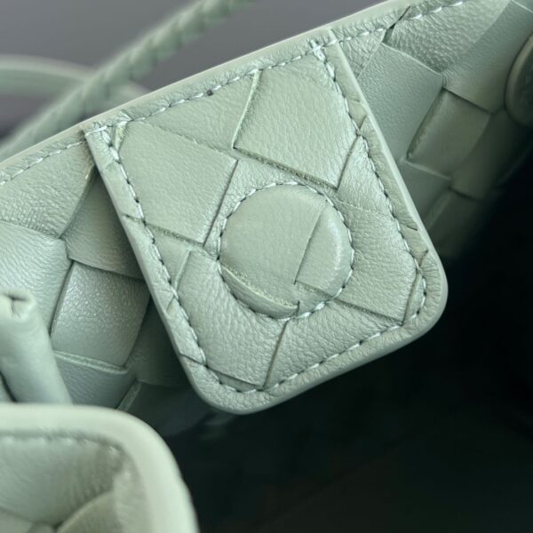 BOTTEGA VENETA Small Parachute