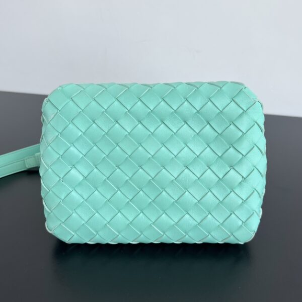 BOTTEGA VENETA Small Parachute
