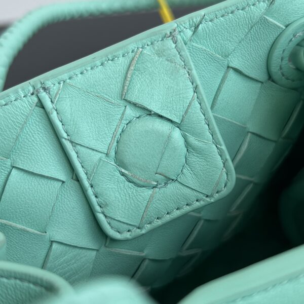 BOTTEGA VENETA Small Parachute