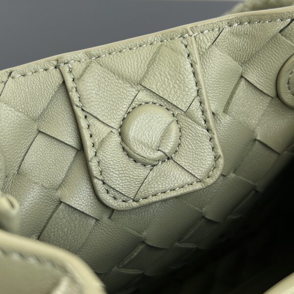 BOTTEGA VENETA Small Parachute