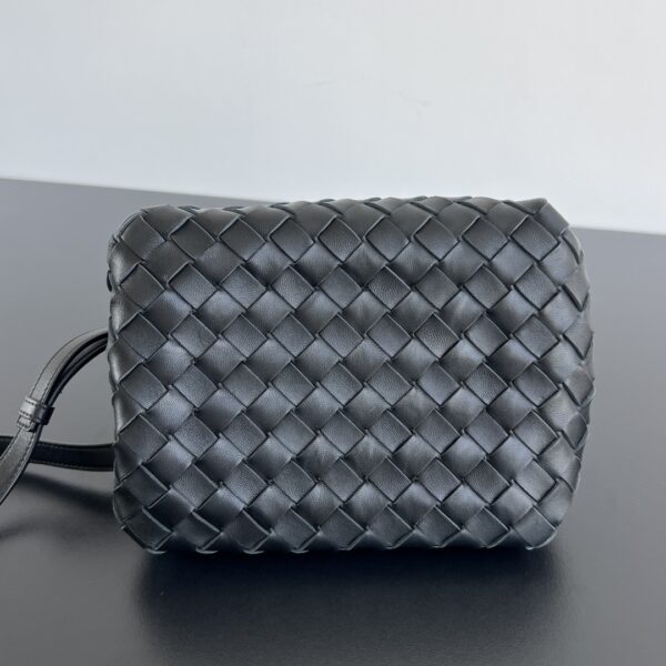 BOTTEGA VENETA Small Parachute