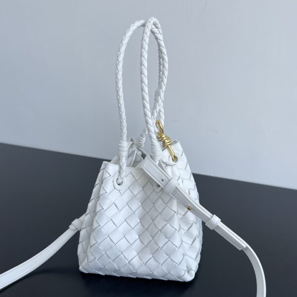 BOTTEGA VENETA Small Parachute