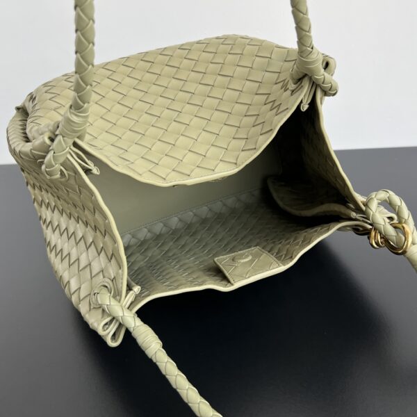 BOTTEGA VENETA Large Parachute