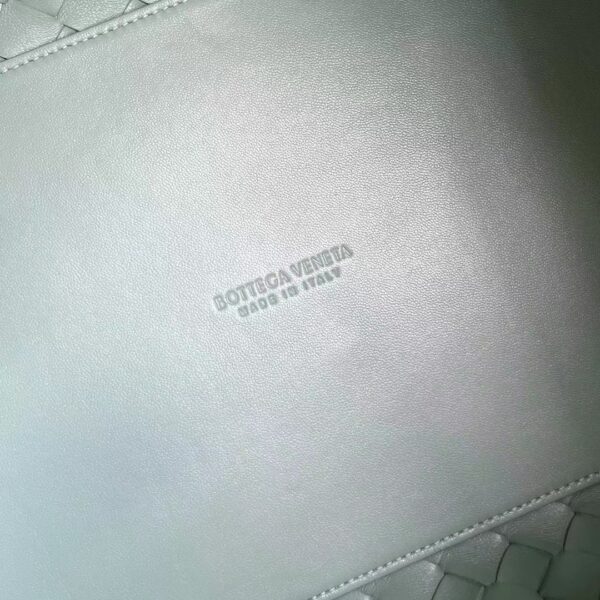 BOTTEGA VENETA Large Parachute