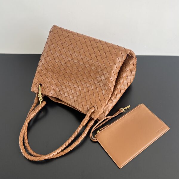 BOTTEGA VENETA Large Parachute