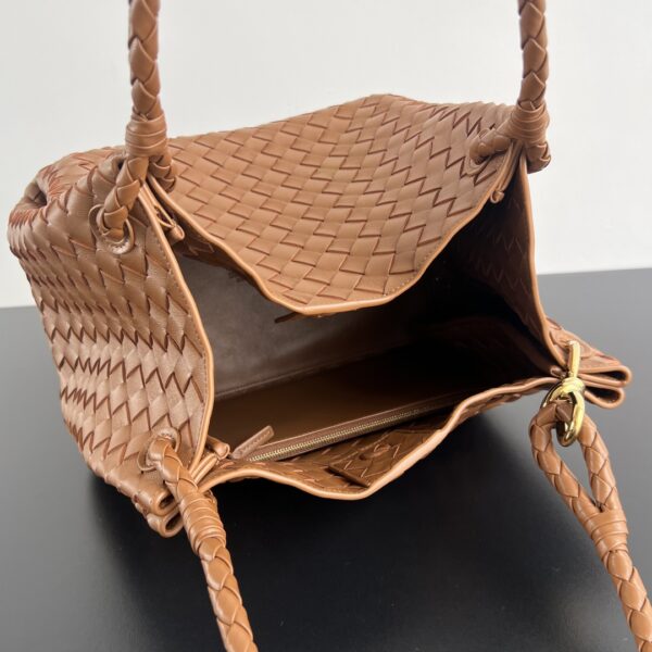 BOTTEGA VENETA Large Parachute