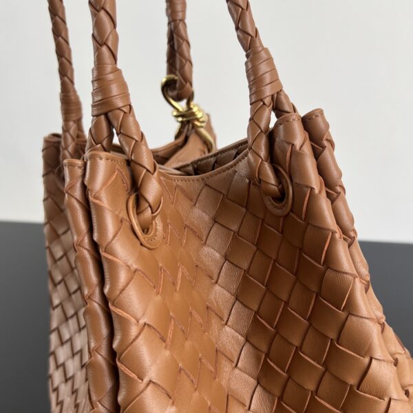 BOTTEGA VENETA Large Parachute