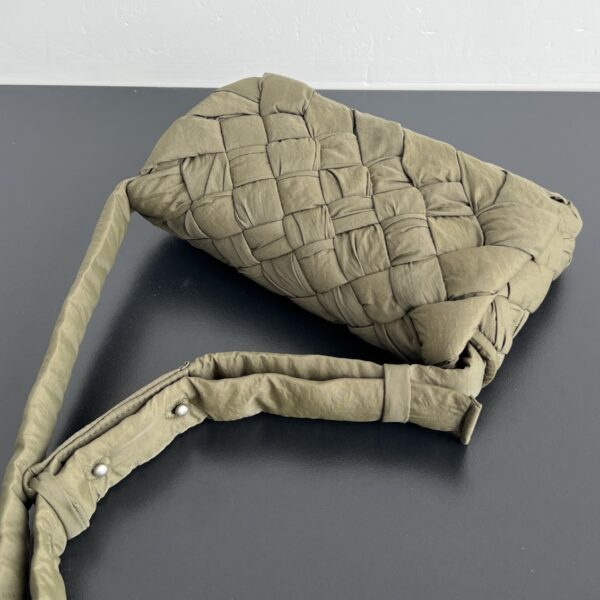 BOTTEGA VENETA Small Rumple Messenger