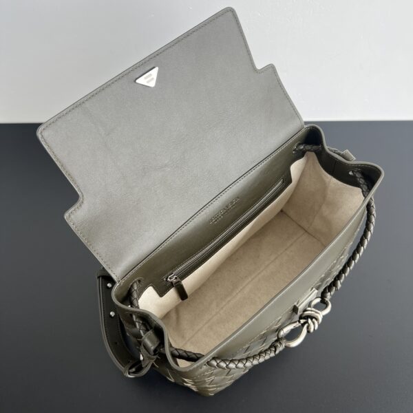 BOTTEGA VENETA Small Andiamo Messenger