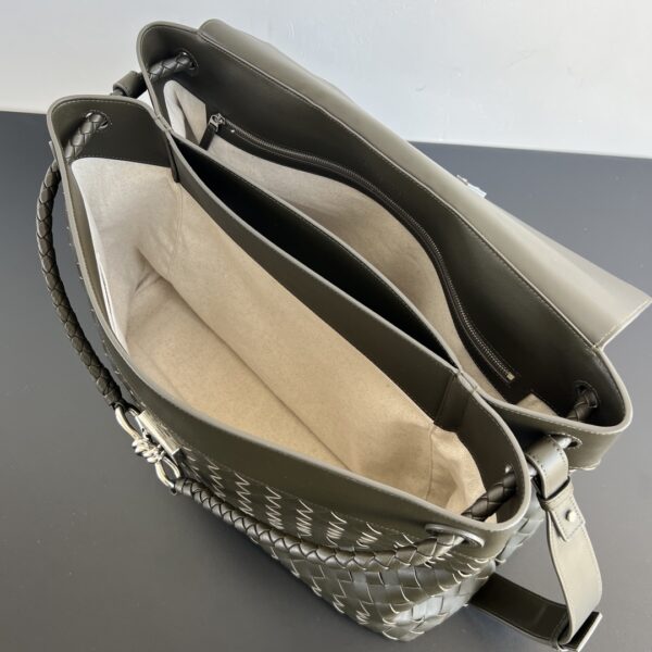 BOTTEGA VENETA Large Andiamo Messenger