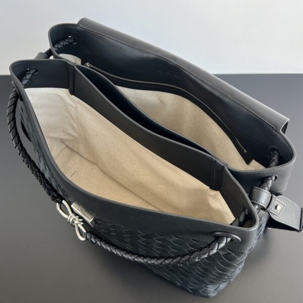 BOTTEGA VENETA Large Andiamo Messenger