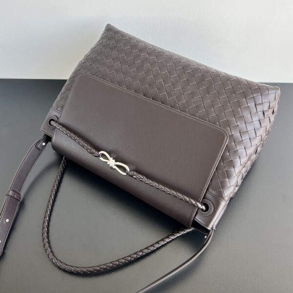 BOTTEGA VENETA Large Andiamo Messenger