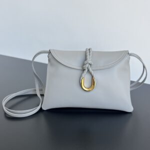 BOTTEGA VENETA Small Liberta