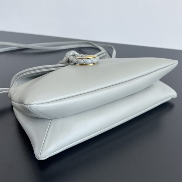 BOTTEGA VENETA Small Liberta