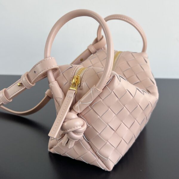 BOTTEGA VENETA Top Handle Loop