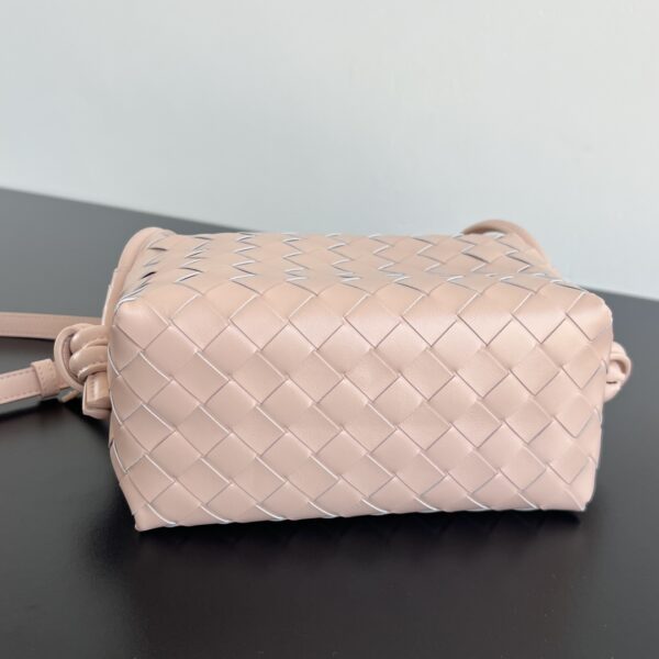BOTTEGA VENETA Top Handle Loop