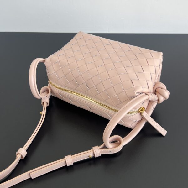 BOTTEGA VENETA Top Handle Loop