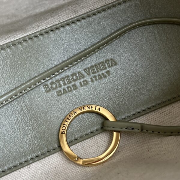 BOTTEGA VENETA Top Handle Loop