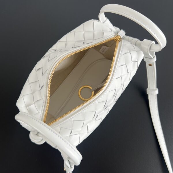 BOTTEGA VENETA Top Handle Loop