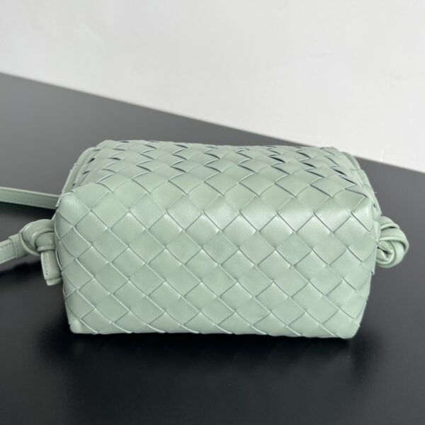 BOTTEGA VENETA Top Handle Loop