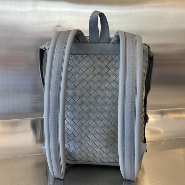 BOTTEGA VENETA Leather backpack