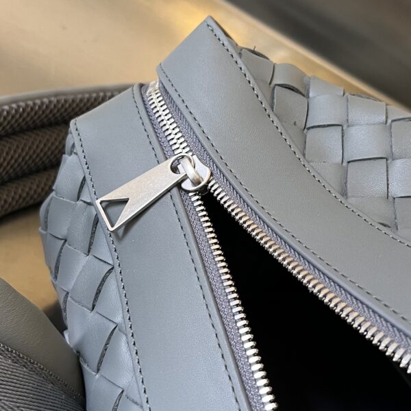 BOTTEGA VENETA Leather backpack