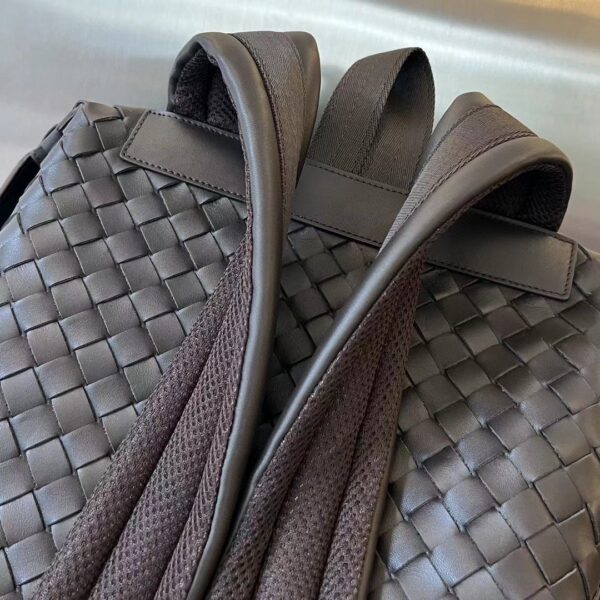 BOTTEGA VENETA Leather backpack