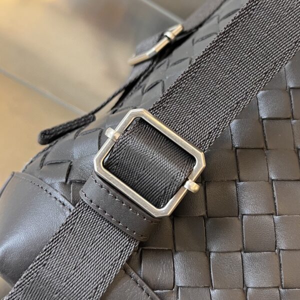 BOTTEGA VENETA Leather backpack