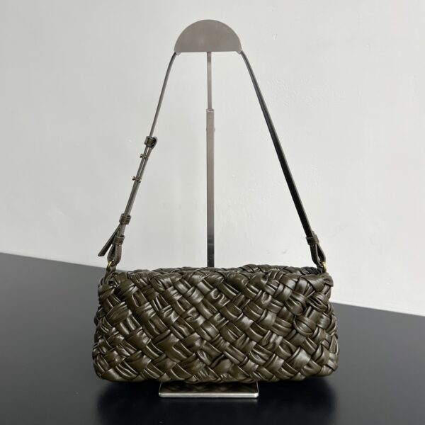 BOTTEGA VENETA Kalimero Cha-Cha