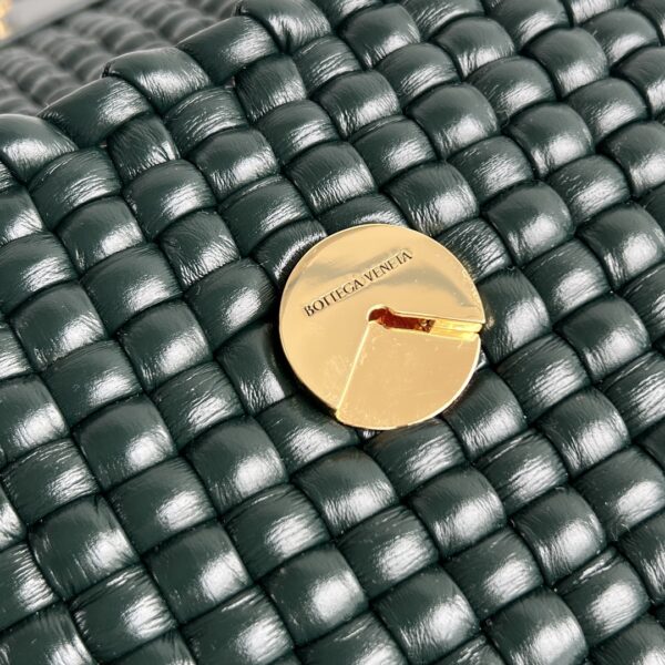 BOTTEGA VENETA Swing