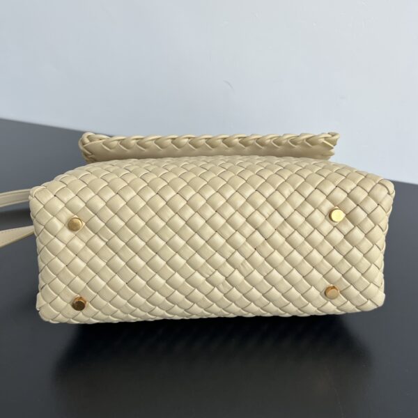 BOTTEGA VENETA Patti Shoulder Bag