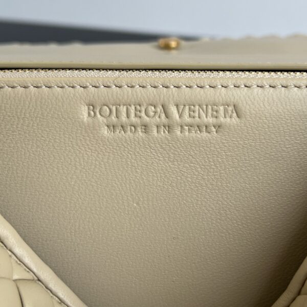 BOTTEGA VENETA Patti Shoulder Bag