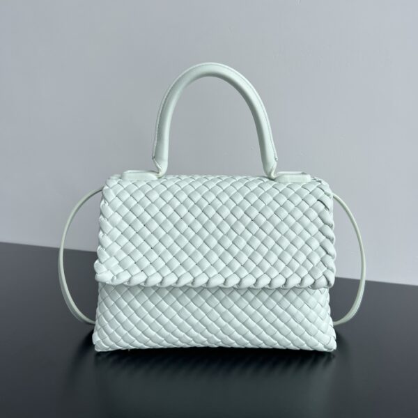 BOTTEGA VENETA Patti Shoulder Bag