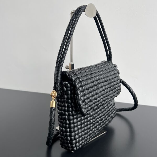 BOTTEGA VENETA Swing