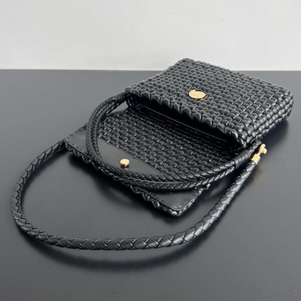 BOTTEGA VENETA Swing