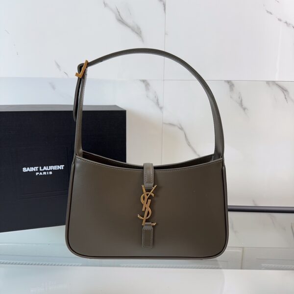 YSL LE5À7 In Smooth Leather