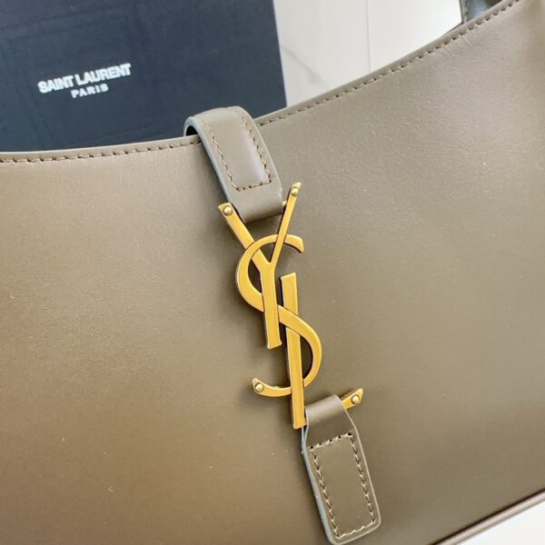 YSL LE5À7 In Smooth Leather